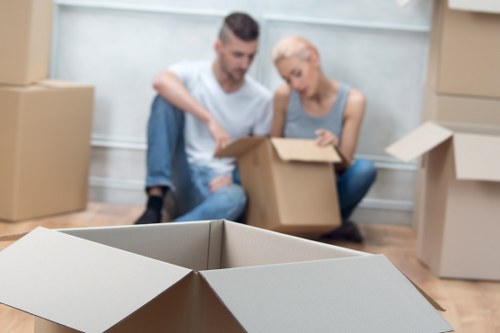 Packing and furniture moving support for a home in Tooting